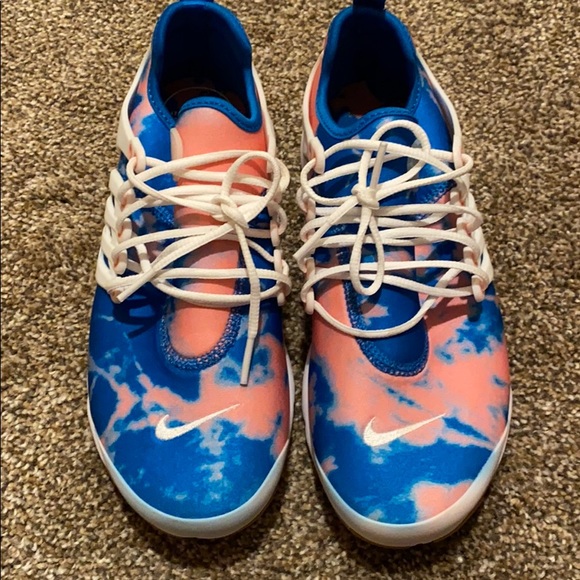 Nike Shoes - Nike tiedye sneakers